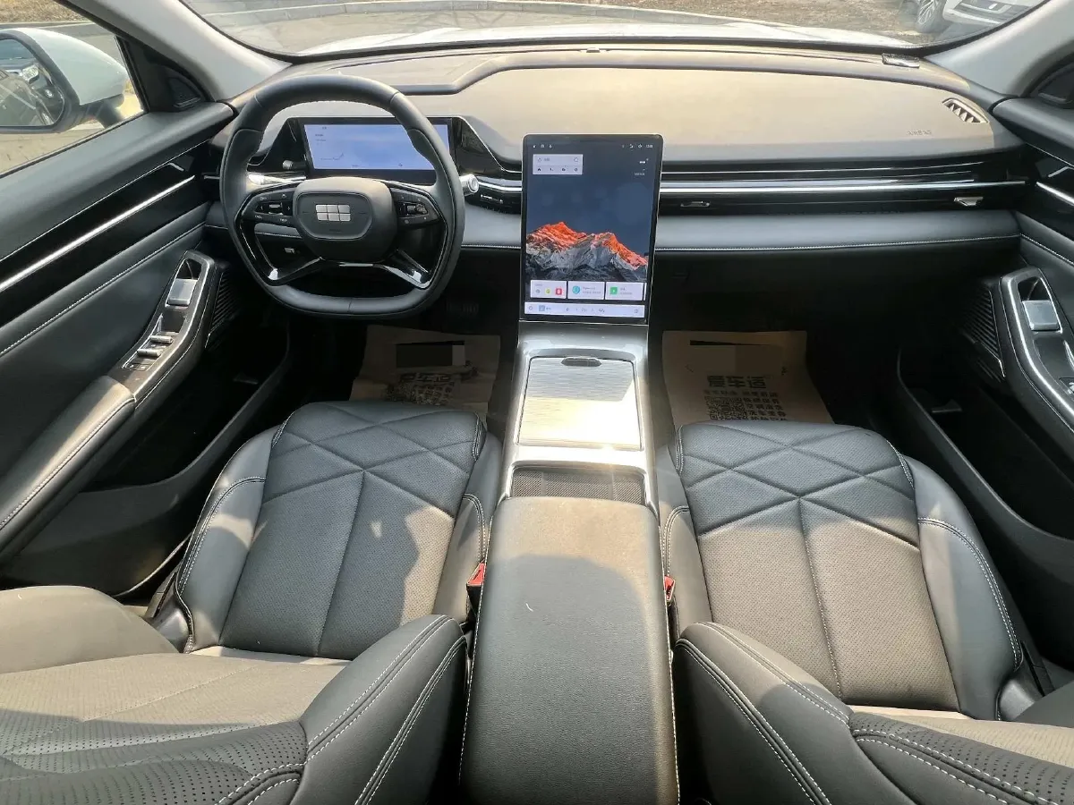 2024 Geely Galaxy L6 1.5T 163HP L4 3DHT PHEV,autocango,china used car exporter,china ev exporter,chinese used car exporter,chinese used ev exporter