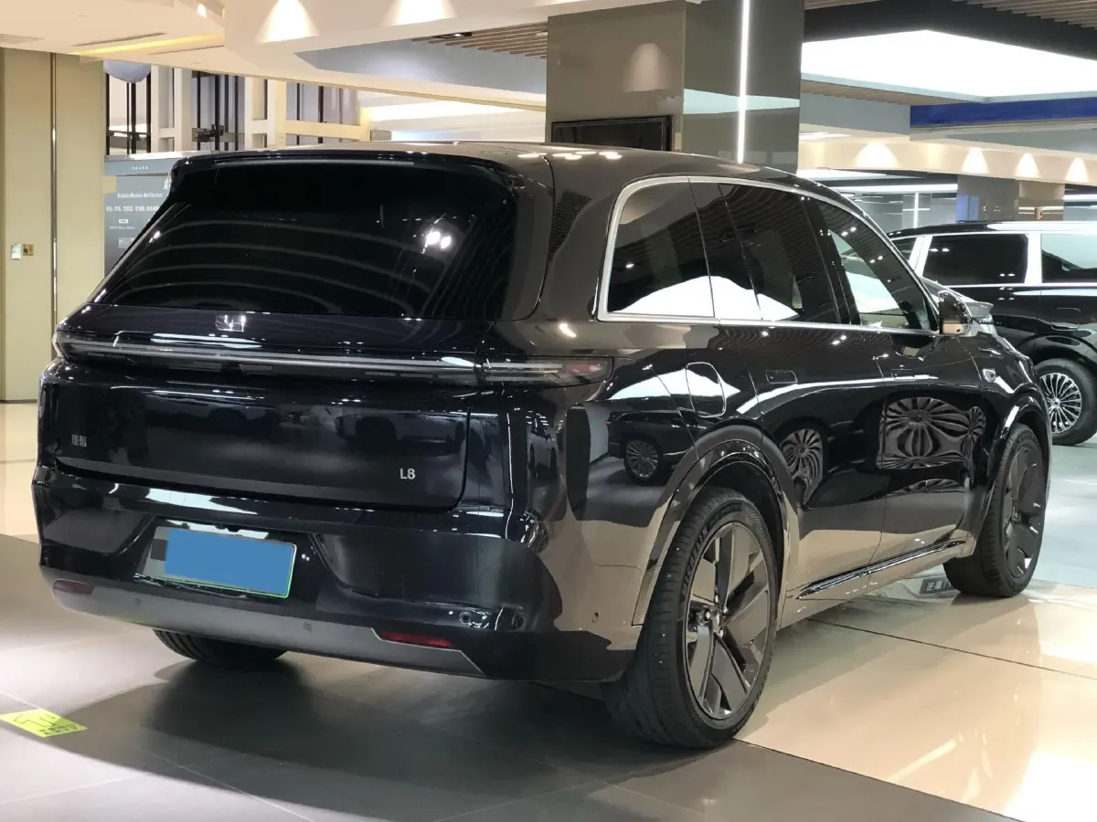 2025 Li L8 Range Extended 154HP REEV,autocango,china used car exporter,china ev exporter,chinese used car exporter,chinese used ev exporter