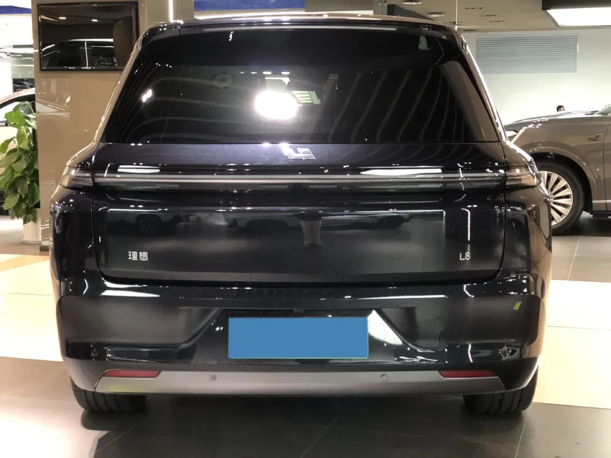 2025 Li L8 Range Extended 154HP REEV,autocango,china used car exporter,china ev exporter,chinese used car exporter,chinese used ev exporter