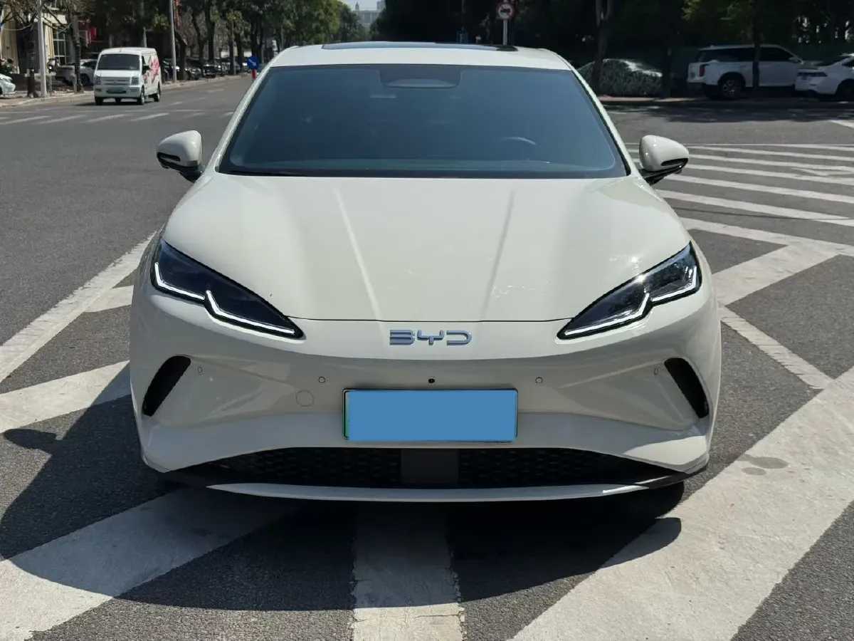 2025 BYD Seal06 BEV,autocango,china used car exporter,china ev exporter,chinese used car exporter,chinese used ev exporter