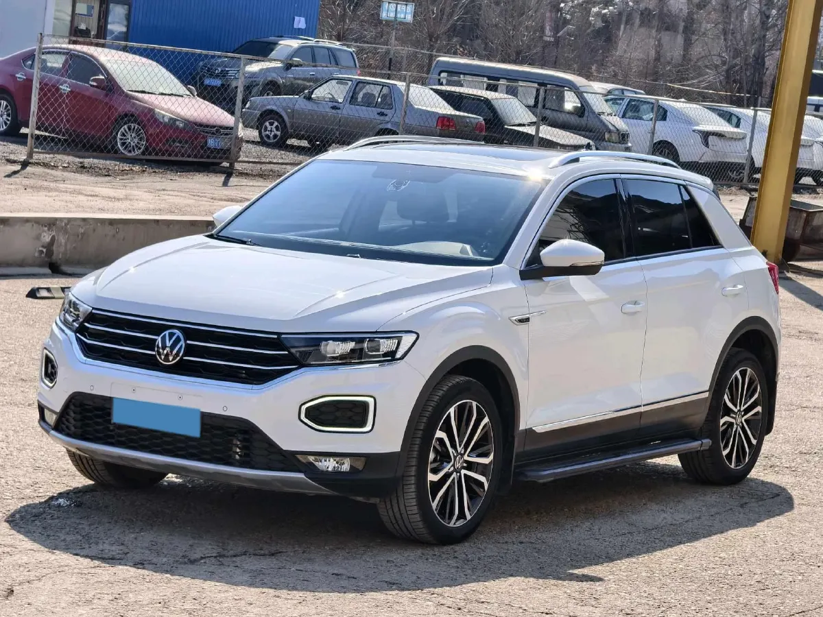 2022 Volkswagen T-Roc 1.4T 150HP L4 7DCT,autocango,china used car exporter,china ev exporter,chinese used car exporter,chinese used ev exporter