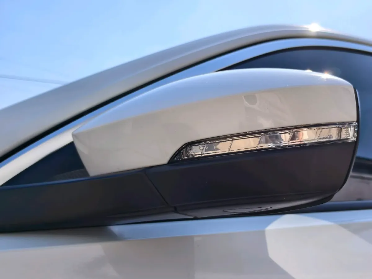 2022 Volkswagen T-Roc 1.4T 150HP L4 7DCT,autocango,china used car exporter,china ev exporter,chinese used car exporter,chinese used ev exporter