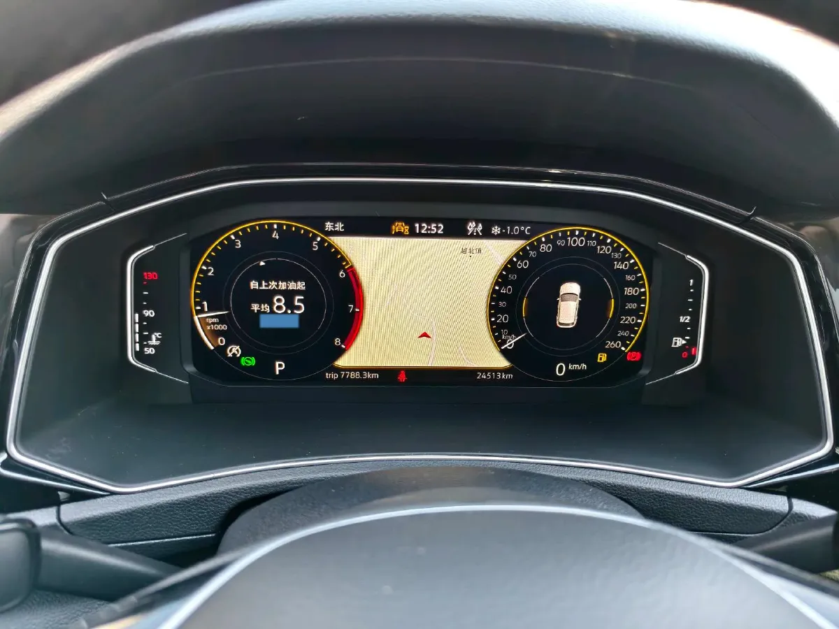 2022 Volkswagen T-Roc 1.4T 150HP L4 7DCT,autocango,china used car exporter,china ev exporter,chinese used car exporter,chinese used ev exporter