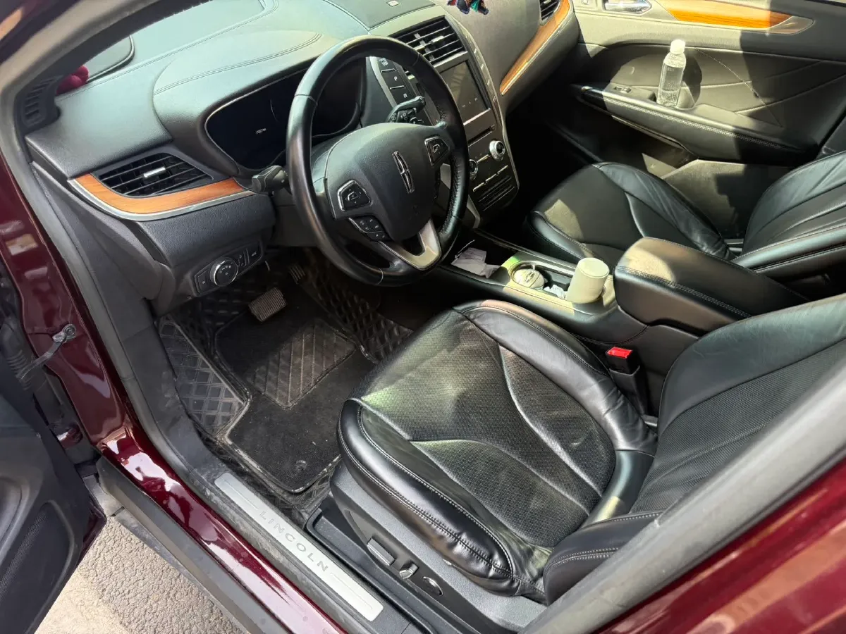 2017 Lincoln MKC 2.0T 203HP L4 6AT,autocango,china used car exporter,china ev exporter,chinese used car exporter,chinese used ev exporter