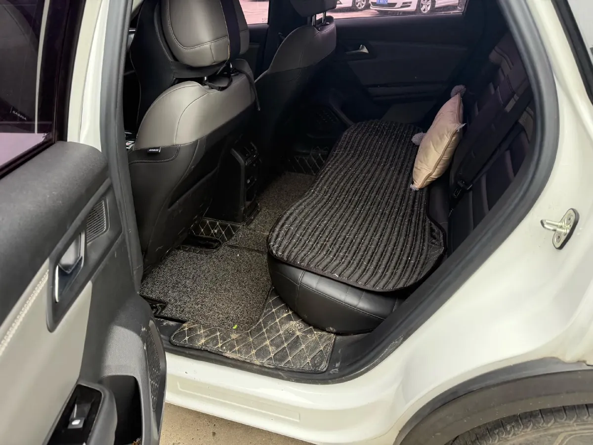 2021 Citroen C5 X 1.6T 175HP L4 8AT,autocango,china used car exporter,china ev exporter,chinese used car exporter,chinese used ev exporter