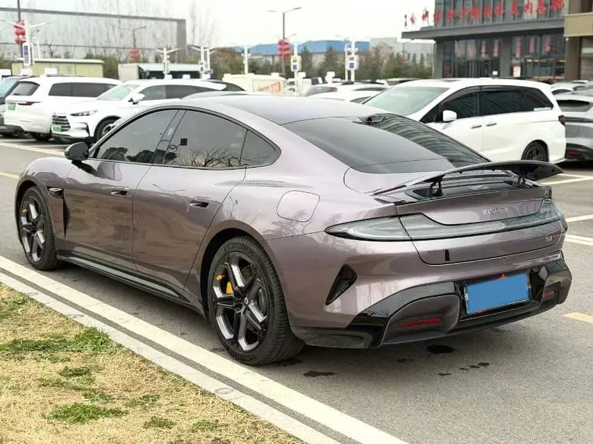 2024 MI SU7 BEV 101KWH,autocango,china used car exporter,china ev exporter,chinese used car exporter,chinese used ev exporter