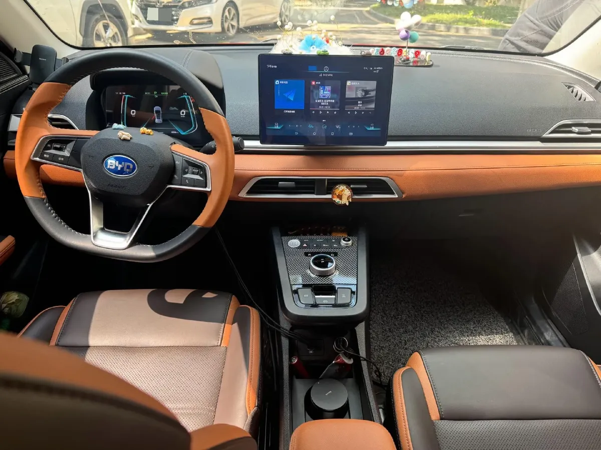 2021 Geely Azkarra 1.8T 184HP L4 7DCT,autocango,china used car exporter,china ev exporter,chinese used car exporter,chinese used ev exporter