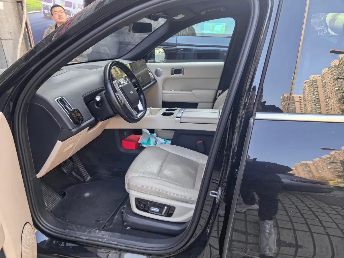 2022 Li L9 Range Extended 154HP REEV 42.6KWH,autocango,china used car exporter,china ev exporter,chinese used car exporter,chinese used ev exporter