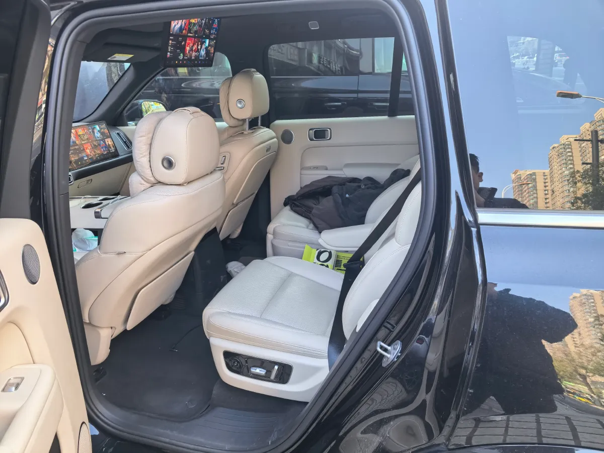 2022 Li L9 Range Extended 154HP REEV 42.6KWH,autocango,china used car exporter,china ev exporter,chinese used car exporter,chinese used ev exporter