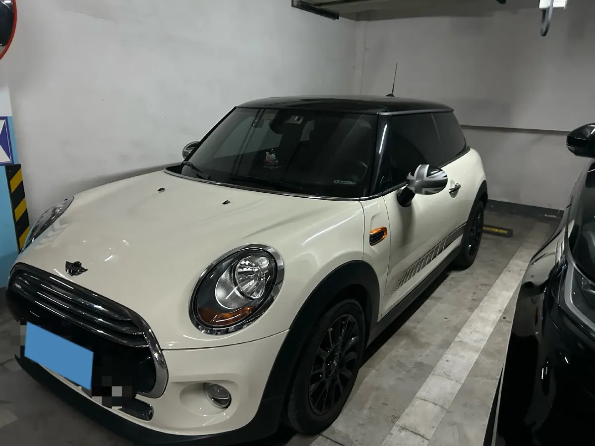 2018 MINI MINI 1.5T 136HP L3 6AT,autocango,china used car exporter,china ev exporter,chinese used car exporter,chinese used ev exporter