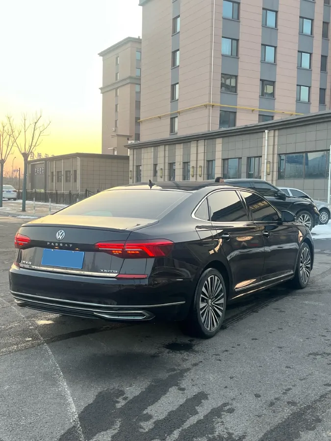 2020 Volkswagen Passat 2.0T 186HP L4 7DCT,autocango,china used car exporter,china ev exporter,chinese used car exporter,chinese used ev exporter