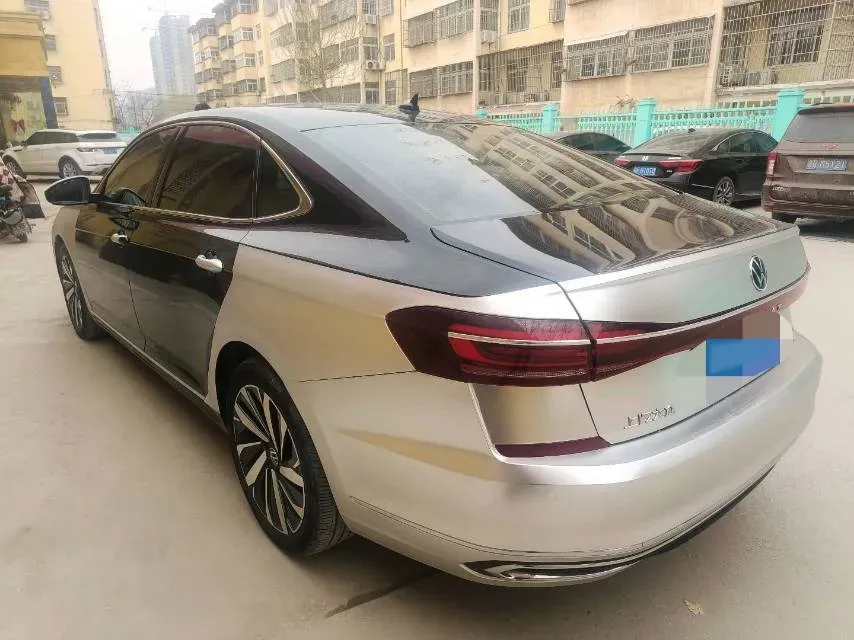 2024 Volkswagen Passat 2.0T 186HP L4 7DCT,autocango,china used car exporter,china ev exporter,chinese used car exporter,chinese used ev exporter