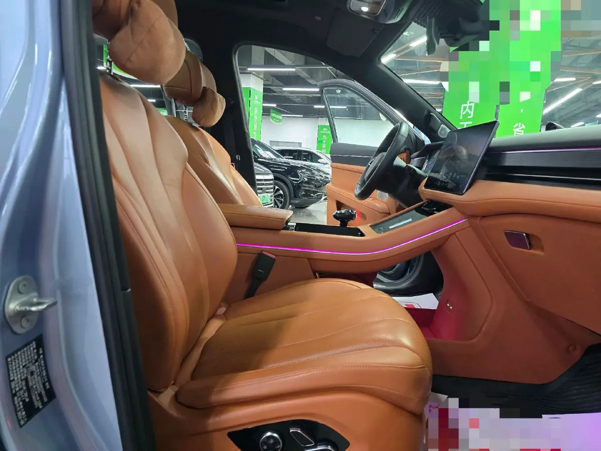 2024 Jaguar E-PACE 1.5T 200HP L3 8AT,autocango,china used car exporter,china ev exporter,chinese used car exporter,chinese used ev exporter