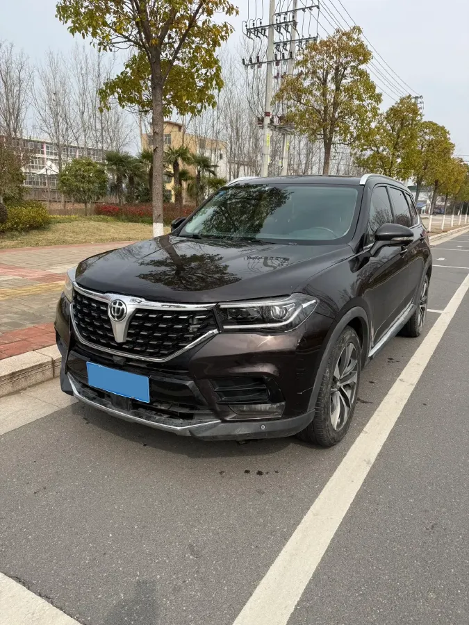 2018 Brilliance Auto V7 1.6T 204HP L4 7DCT,autocango,china used car exporter,china ev exporter,chinese used car exporter,chinese used ev exporter