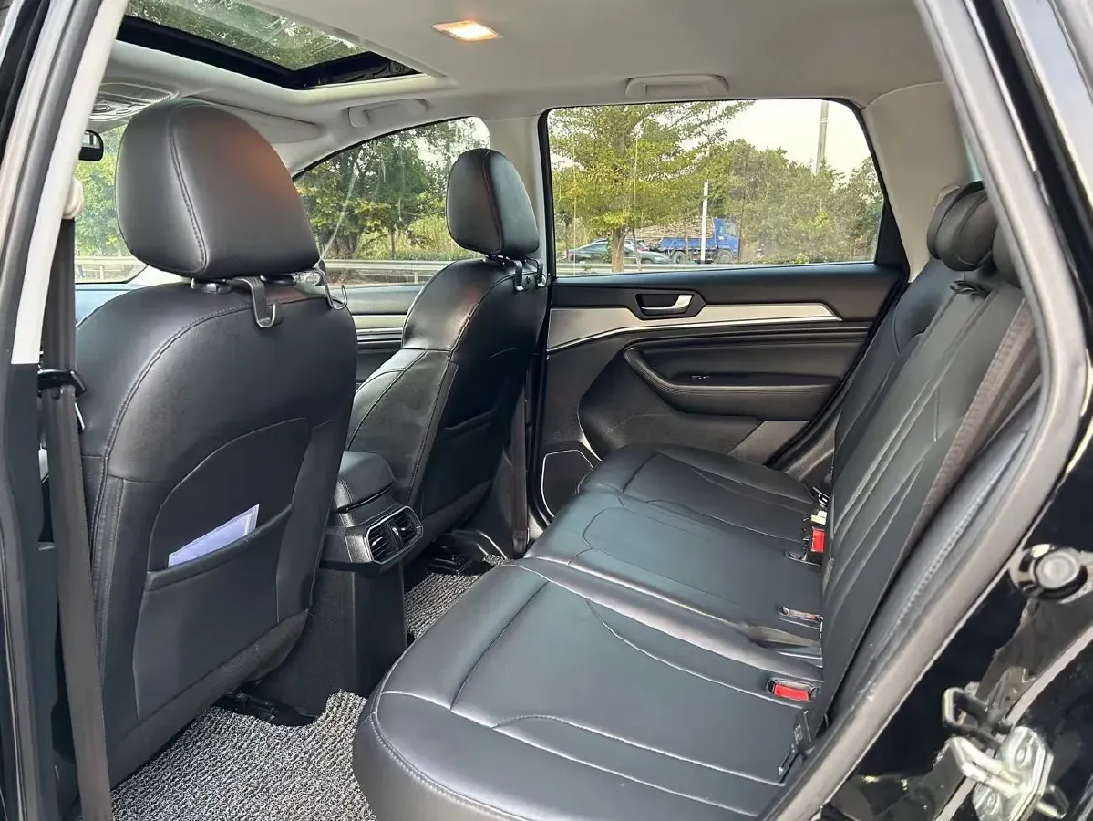 2018 Haval H6 1.5T 150HP L4 7DCT,autocango,china used car exporter,china ev exporter,chinese used car exporter,chinese used ev exporter