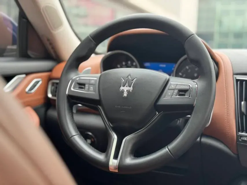 2018 Maserati Levante 3.0T 350HP V6 8AT,autocango,china used car exporter,china ev exporter,chinese used car exporter,chinese used ev exporter