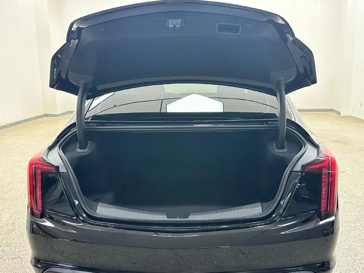 2022 Cadillac CT5 2.0T 237HP L4 10AT,autocango,china used car exporter,china ev exporter,chinese used car exporter,chinese used ev exporter