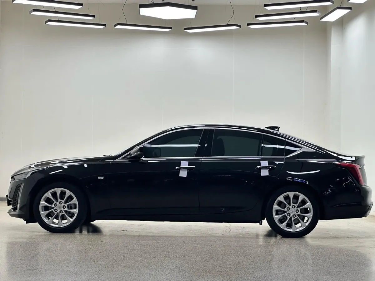 2022 Cadillac CT5 2.0T 237HP L4 10AT,autocango,china used car exporter,china ev exporter,chinese used car exporter,chinese used ev exporter