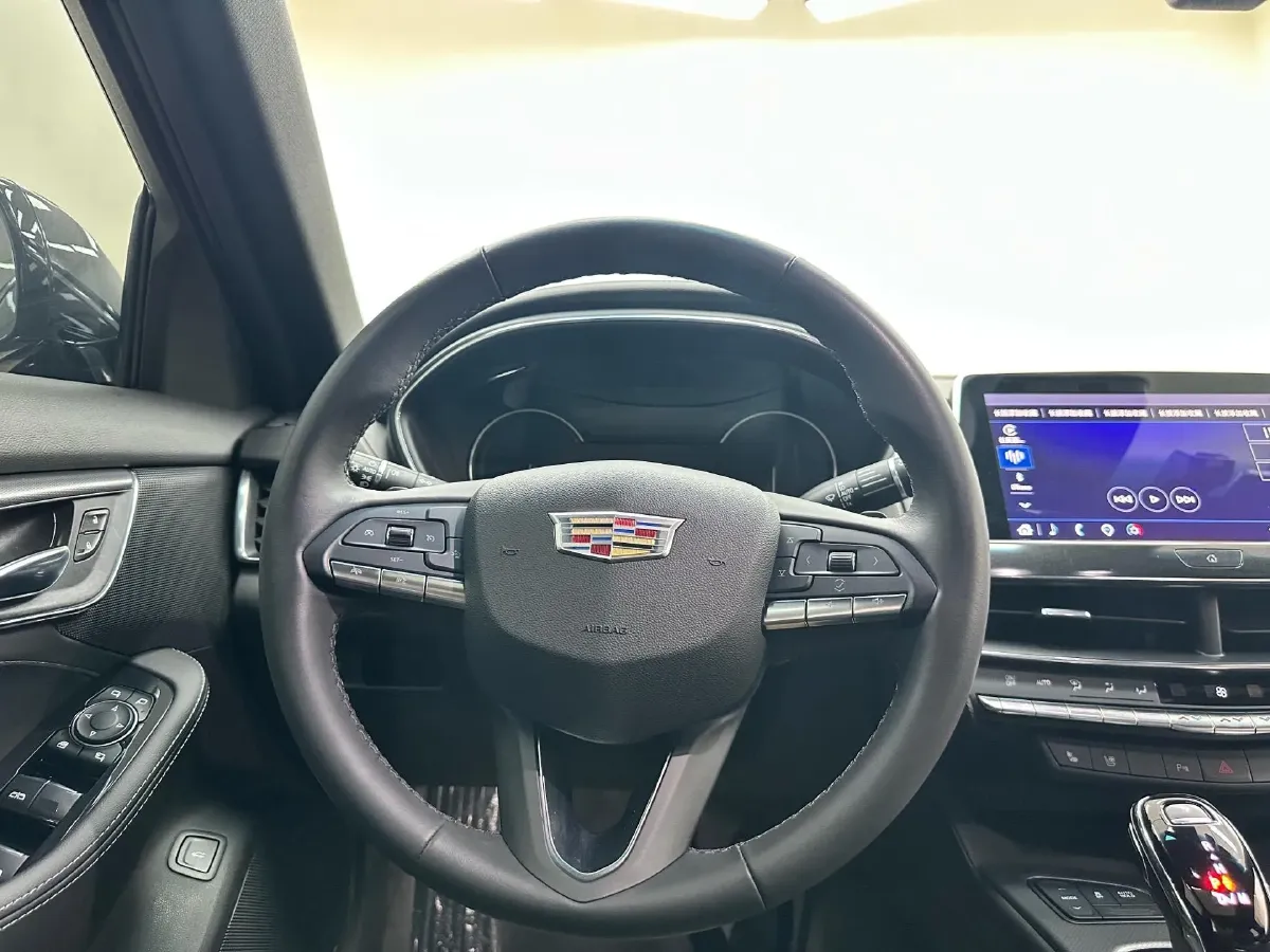 2022 Cadillac CT5 2.0T 237HP L4 10AT,autocango,china used car exporter,china ev exporter,chinese used car exporter,chinese used ev exporter