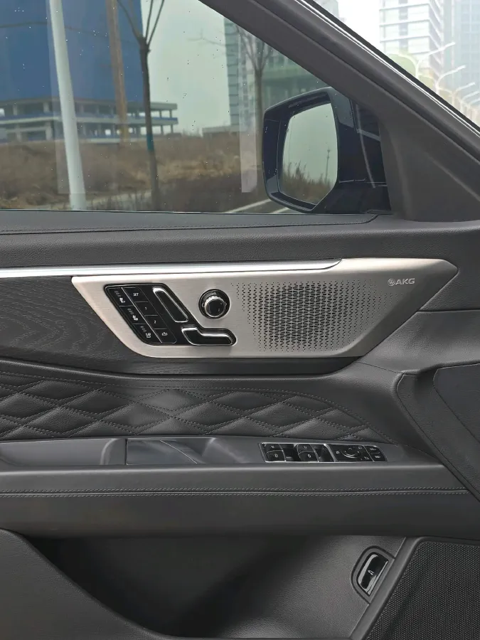 2023 Cadillac CT6 2.0T 237HP L4 10AT,autocango,china used car exporter,china ev exporter,chinese used car exporter,chinese used ev exporter