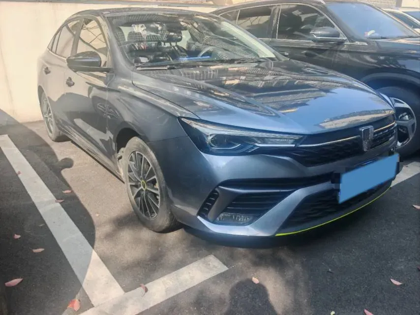 2021 Roewe i5 1.5L 120HP L4 CVT,autocango,china used car exporter,china ev exporter,chinese used car exporter,chinese used ev exporter