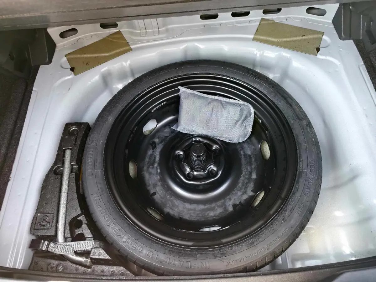 2022 Volkswagen T-Roc 1.4T 150HP L4 7DCT,autocango,china used car exporter,china ev exporter,chinese used car exporter,chinese used ev exporter