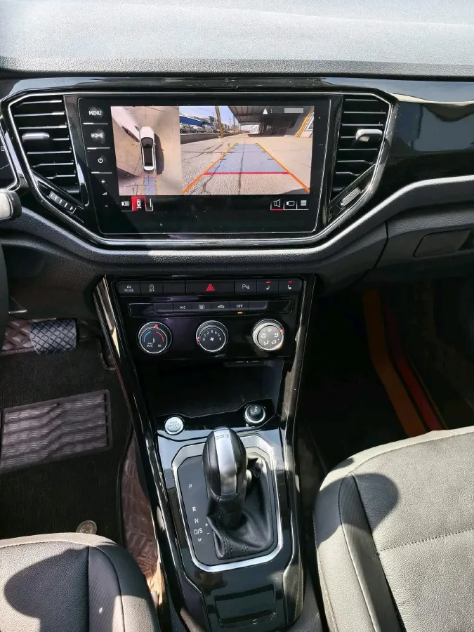 2022 Volkswagen T-Roc 1.4T 150HP L4 7DCT,autocango,china used car exporter,china ev exporter,chinese used car exporter,chinese used ev exporter