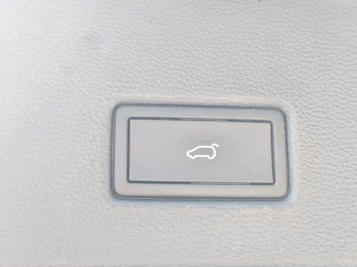 2022 Volkswagen T-Roc 1.4T 150HP L4 7DCT,autocango,china used car exporter,china ev exporter,chinese used car exporter,chinese used ev exporter