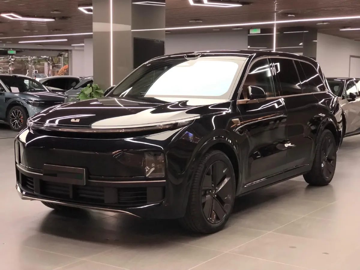 2025 Li L9 Range Extended 154HP REEV,autocango,china used car exporter,china ev exporter,chinese used car exporter,chinese used ev exporter