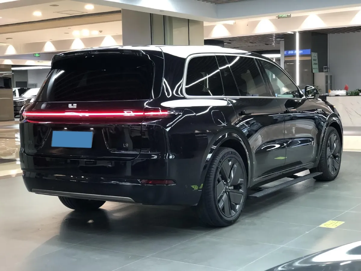 2025 Li L9 Range Extended 154HP REEV,autocango,china used car exporter,china ev exporter,chinese used car exporter,chinese used ev exporter