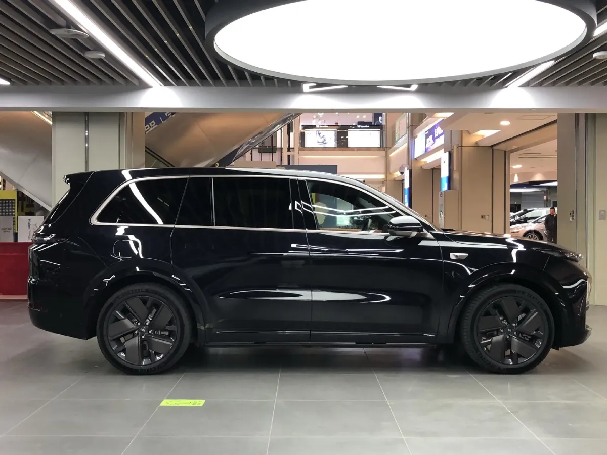 2025 Li L9 Range Extended 154HP REEV,autocango,china used car exporter,china ev exporter,chinese used car exporter,chinese used ev exporter