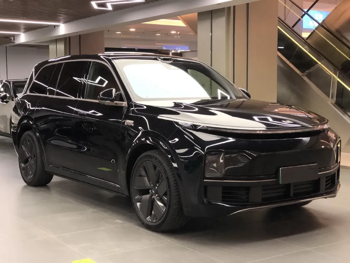 2025 Li L9 Range Extended 154HP REEV,autocango,china used car exporter,china ev exporter,chinese used car exporter,chinese used ev exporter