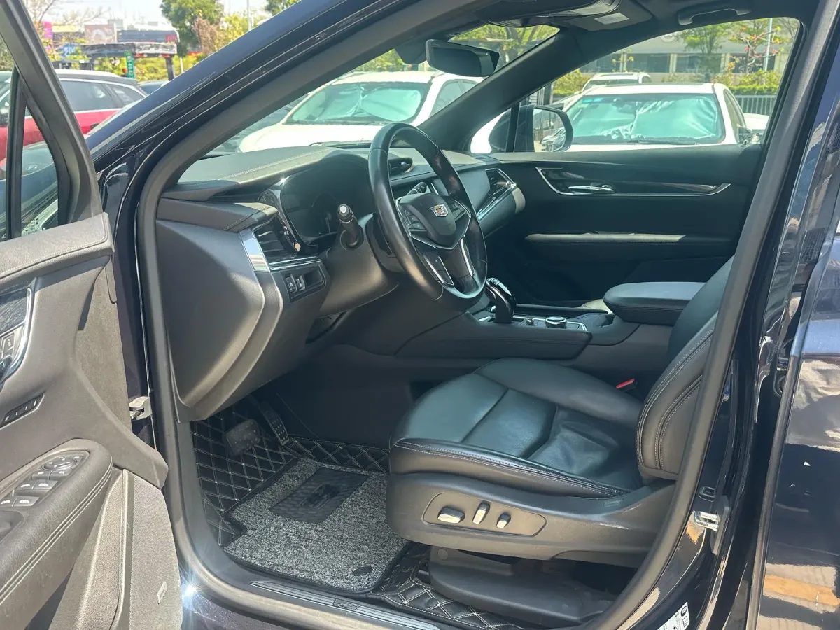 2020 Cadillac XT5 2.0T 237HP L4 9AT,autocango,china used car exporter,china ev exporter,chinese used car exporter,chinese used ev exporter