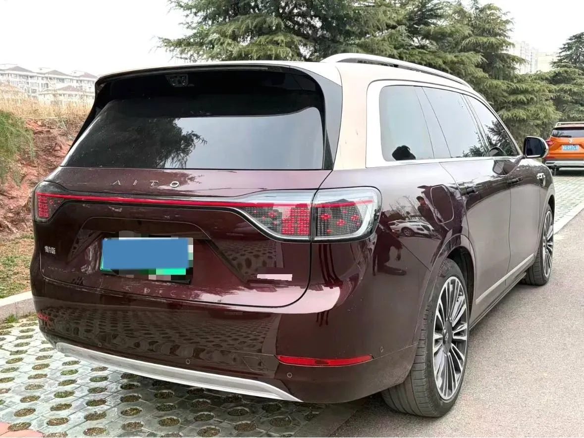 2025 AITO AITO M9 REEV 160HP REEV 52KWH,autocango,china used car exporter,china ev exporter,chinese used car exporter,chinese used ev exporter