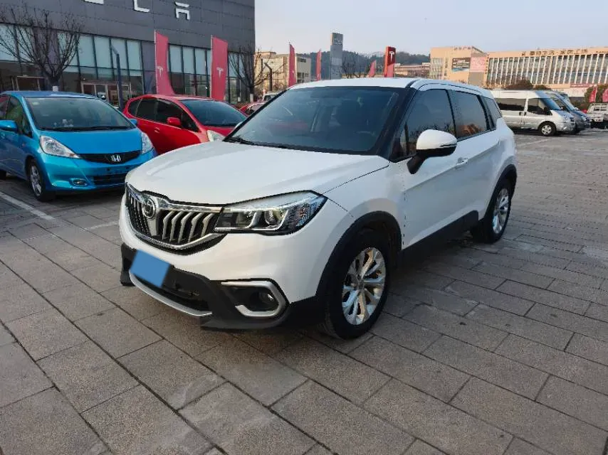 2019 Brilliance Auto V7 1.6T 204HP L4 7DCT,autocango,china used car exporter,china ev exporter,chinese used car exporter,chinese used ev exporter