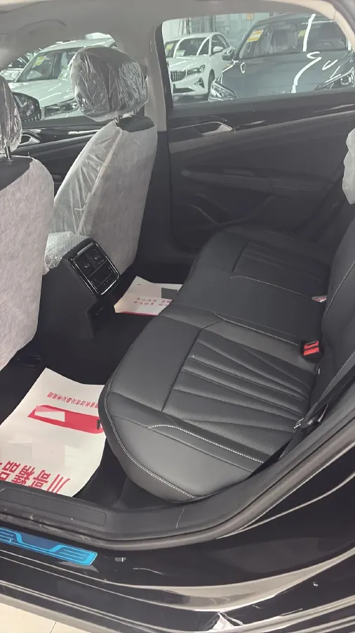 2025 Volkswagen Passat 2.0T 220HP L4 7DCT,autocango,china used car exporter,china ev exporter,chinese used car exporter,chinese used ev exporter