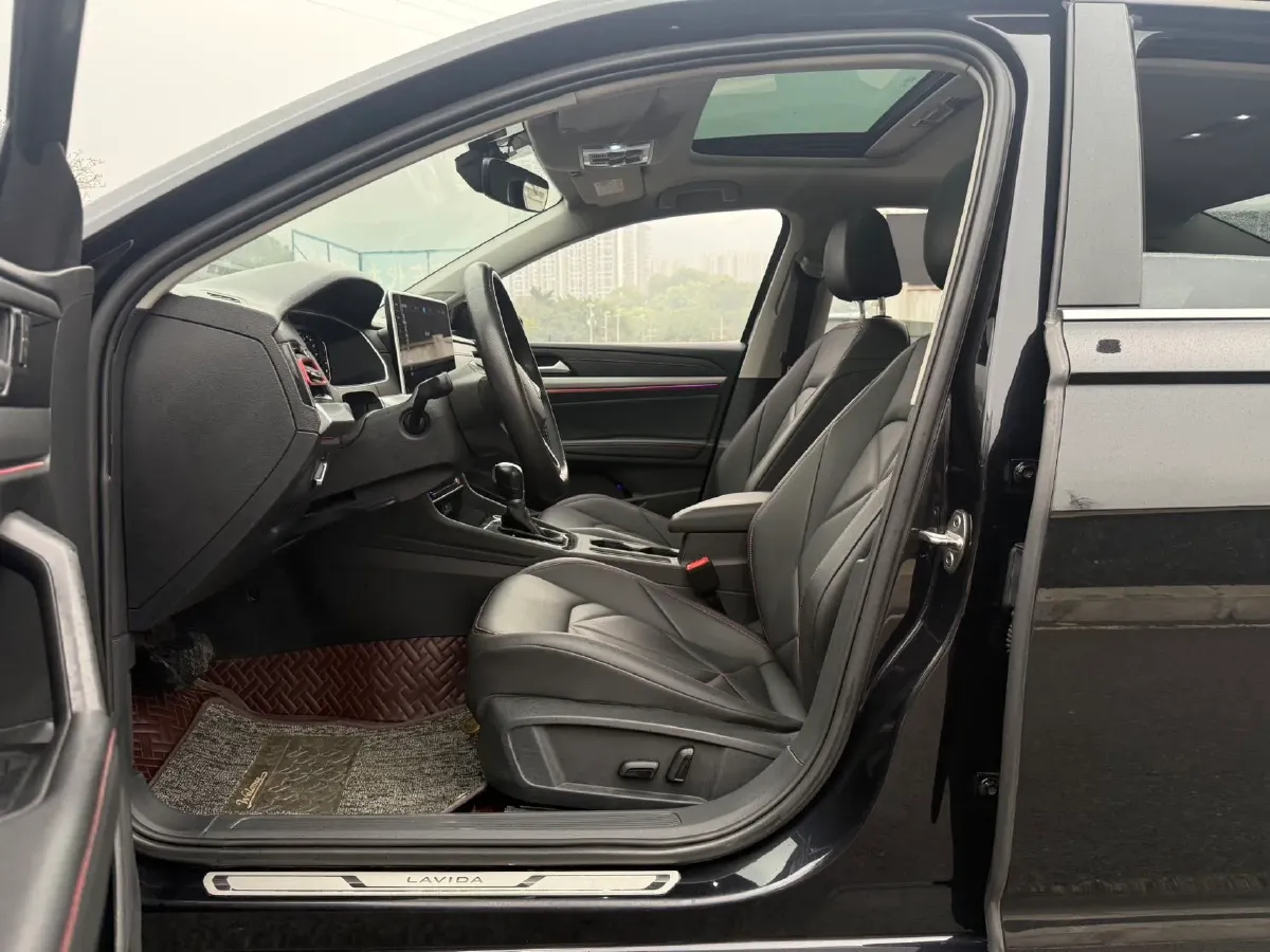 2023 Volkswagen Lavida 1.4T 150HP L4 7DCT,autocango,china used car exporter,china ev exporter,chinese used car exporter,chinese used ev exporter