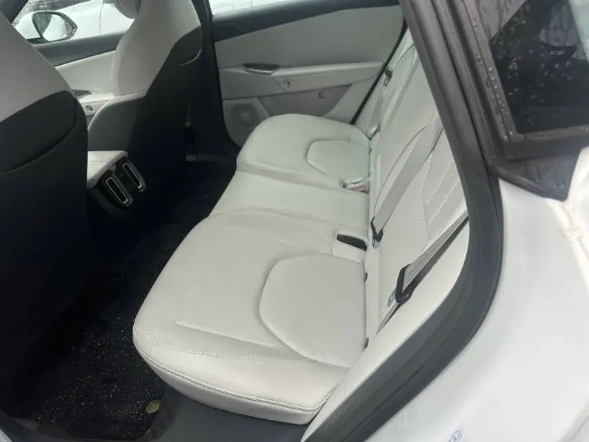 2025 ARCFOX αS5 BEV,autocango,china used car exporter,china ev exporter,chinese used car exporter,chinese used ev exporter