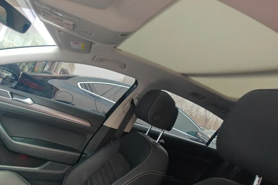 2020 Volkswagen Magotan 2.0T 186HP L4 7DCT,autocango,china used car exporter,china ev exporter,chinese used car exporter,chinese used ev exporter