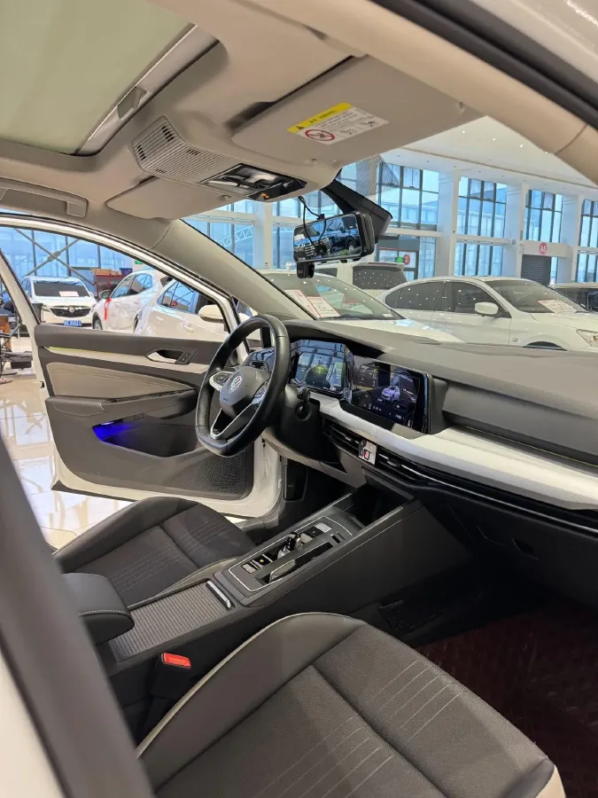 2021 Volkswagen Golf 1.4T 150HP L4 7DCT,autocango,china used car exporter,china ev exporter,chinese used car exporter,chinese used ev exporter