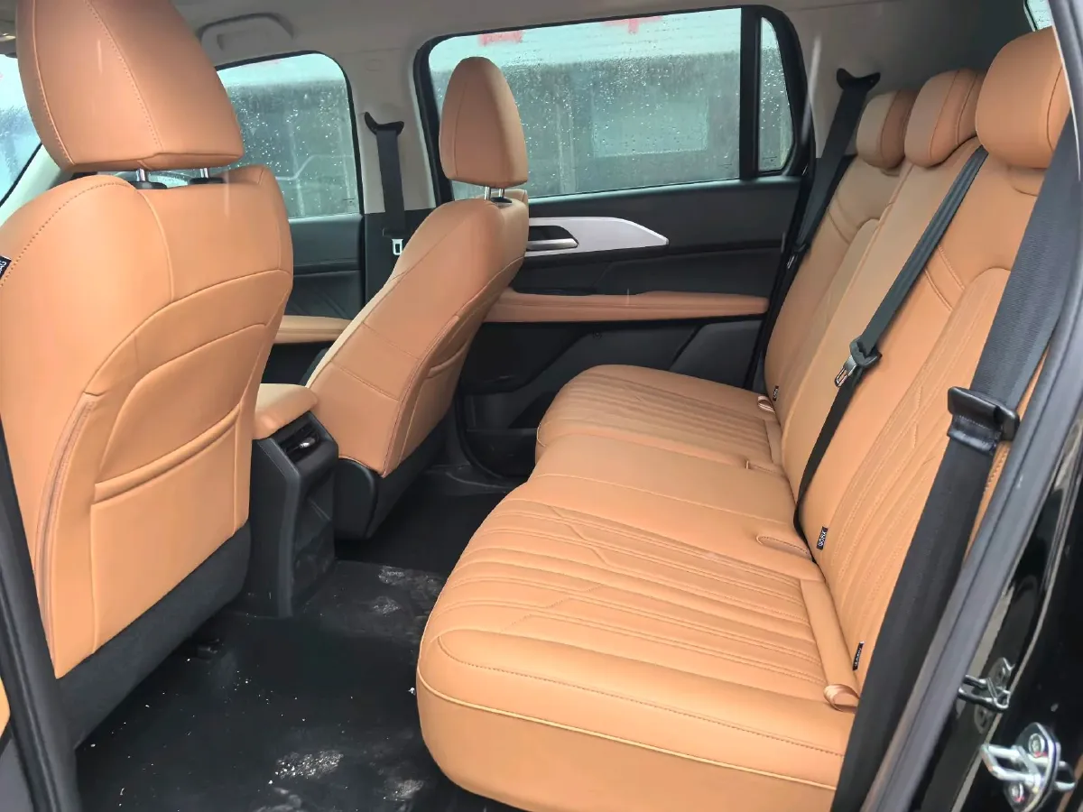 2025 Haval H5 2.0T 166HP L4 8AT,autocango,china used car exporter,china ev exporter,chinese used car exporter,chinese used ev exporter