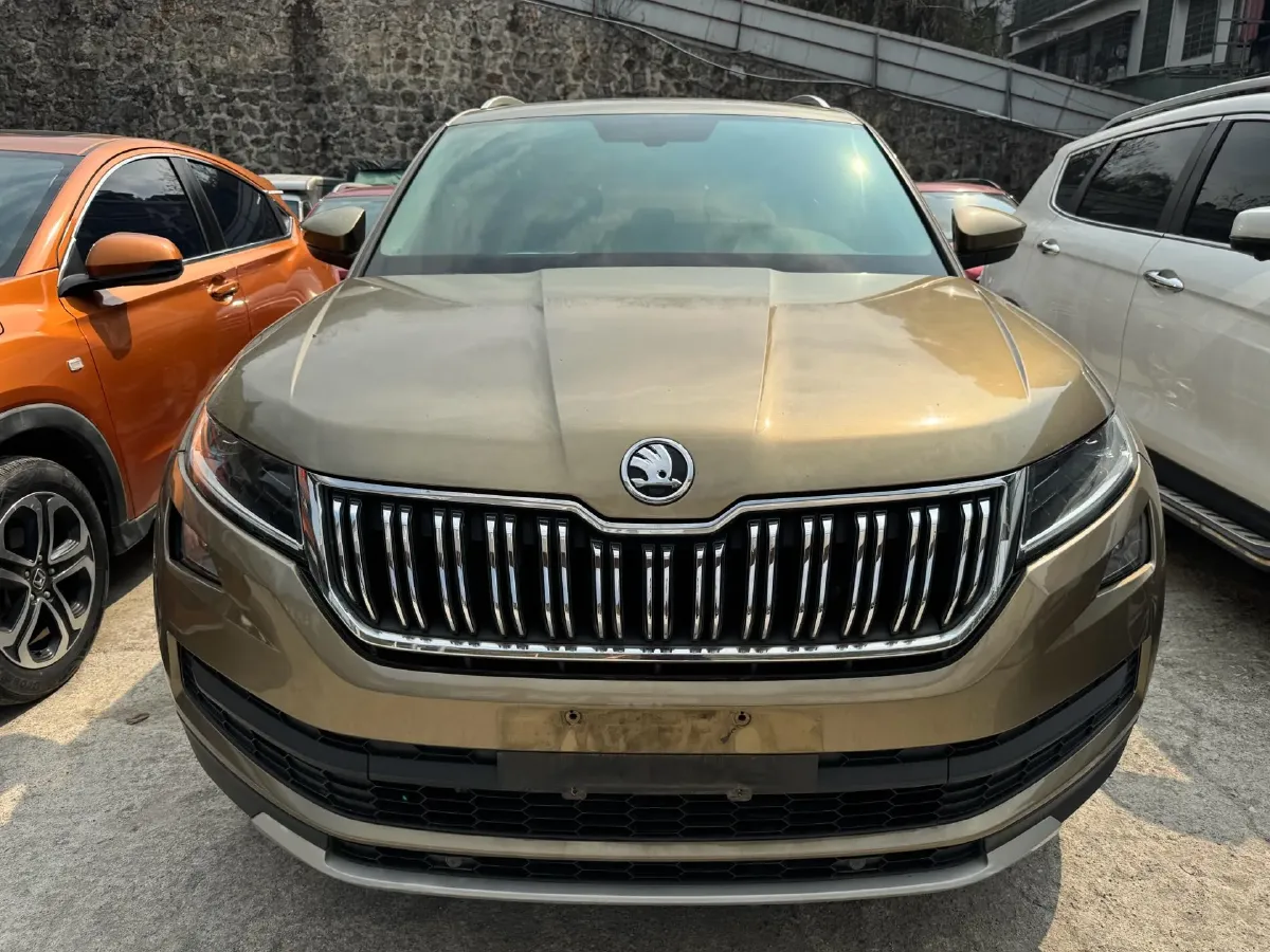 2019 Chevrolet Equinox 2.0T 260HP L4 9AT,autocango,china used car exporter,china ev exporter,chinese used car exporter,chinese used ev exporter