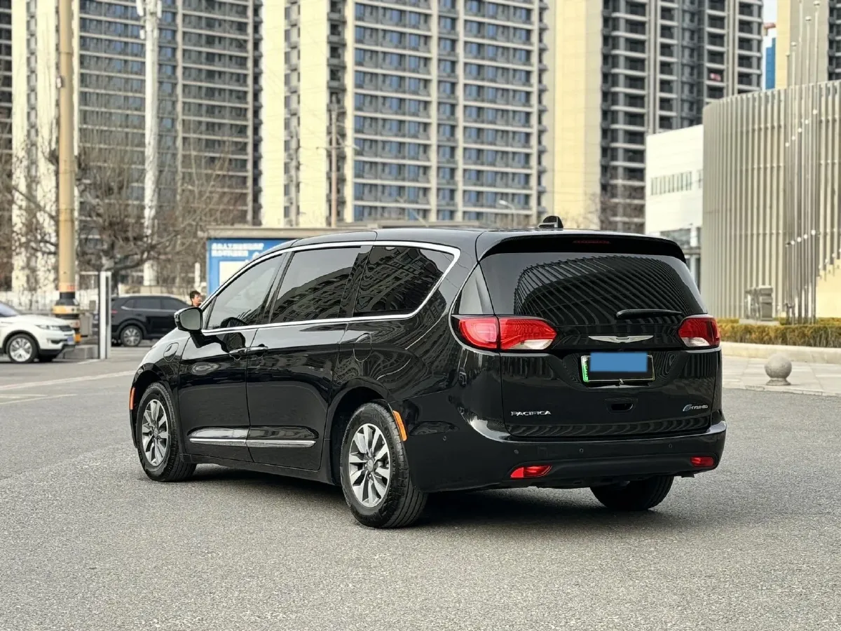 2019 Chrysler Pacifica 3.6L 245HP V6 E-CVT PHEV 16KWH,autocango,china used car exporter,china ev exporter,chinese used car exporter,chinese used ev exporter