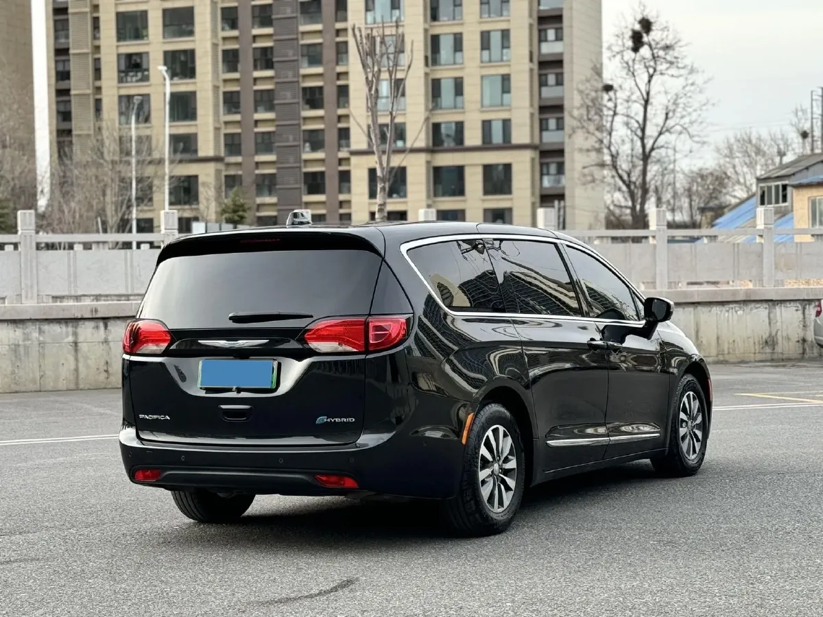 2019 Chrysler Pacifica 3.6L 245HP V6 E-CVT PHEV 16KWH,autocango,china used car exporter,china ev exporter,chinese used car exporter,chinese used ev exporter