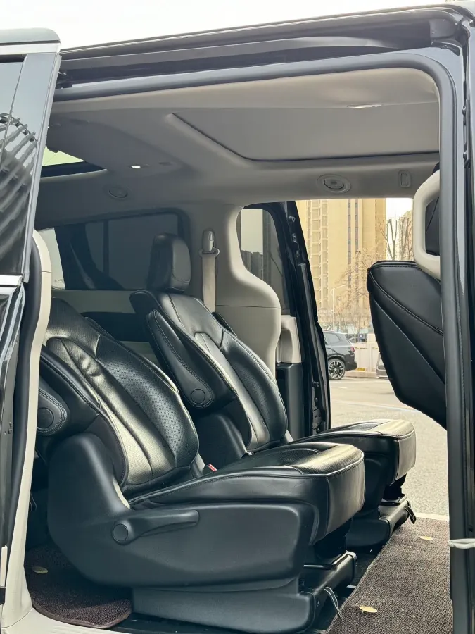 2019 Chrysler Pacifica 3.6L 245HP V6 E-CVT PHEV 16KWH,autocango,china used car exporter,china ev exporter,chinese used car exporter,chinese used ev exporter