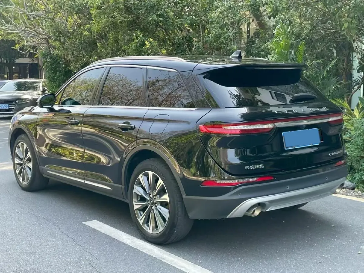 2021 Lincoln Corsair 2.0T 245HP L4 8AT,autocango,china used car exporter,china ev exporter,chinese used car exporter,chinese used ev exporter