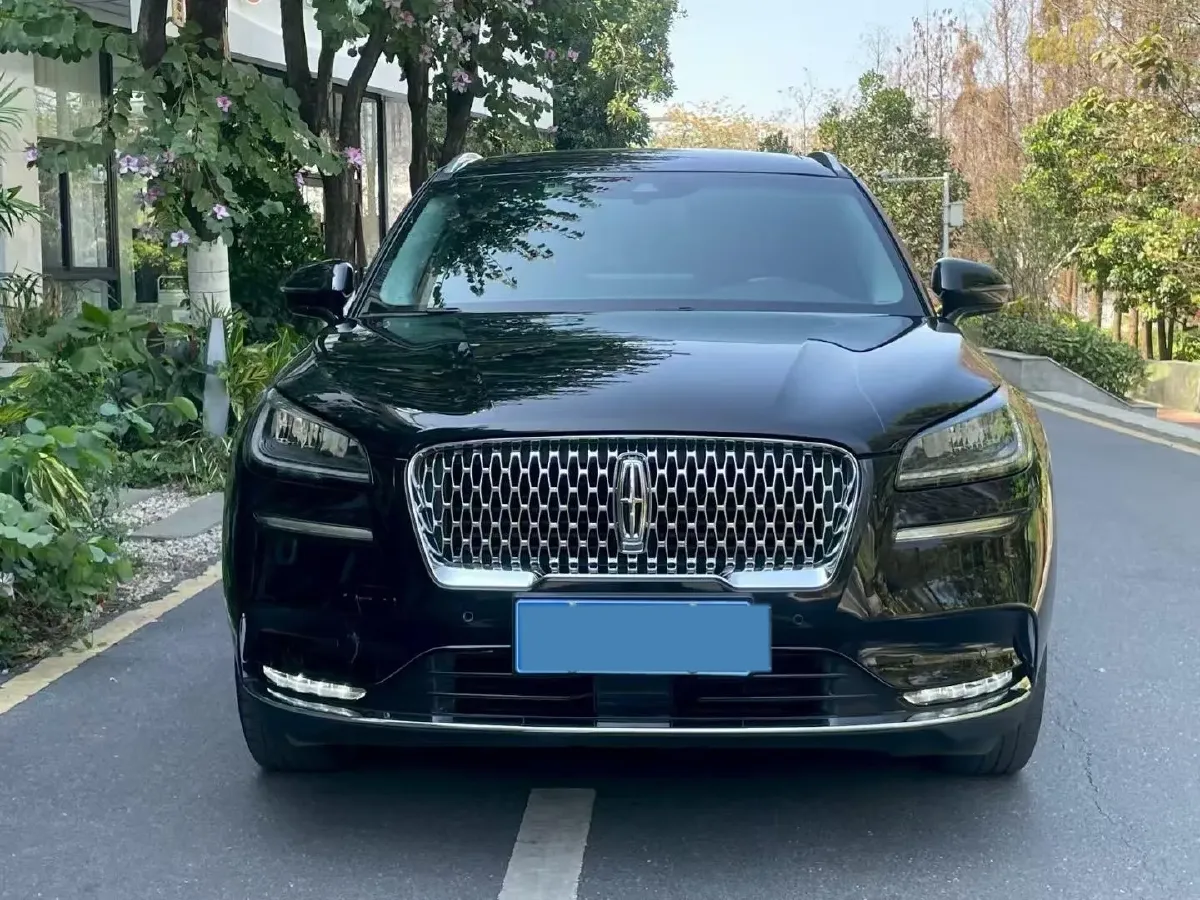 2021 Lincoln Corsair 2.0T 245HP L4 8AT,autocango,china used car exporter,china ev exporter,chinese used car exporter,chinese used ev exporter