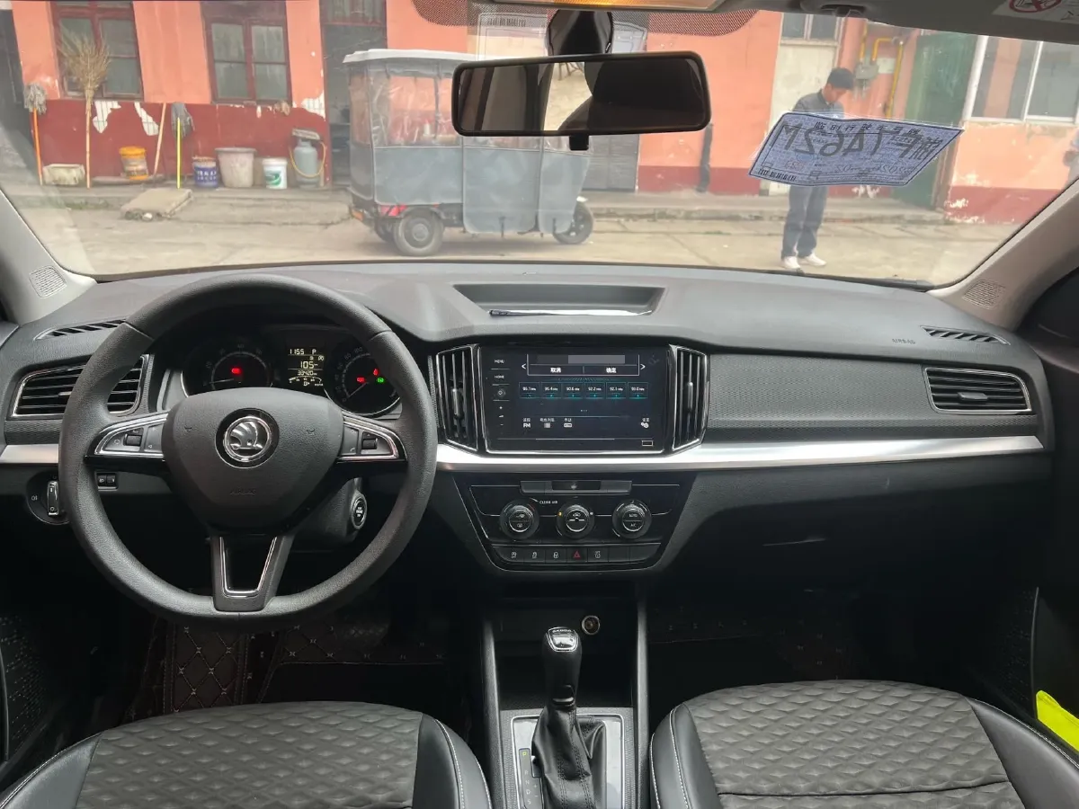 2020 Skoda Kamiq 1.5L 112HP L4 6AT,autocango,china used car exporter,china ev exporter,chinese used car exporter,chinese used ev exporter