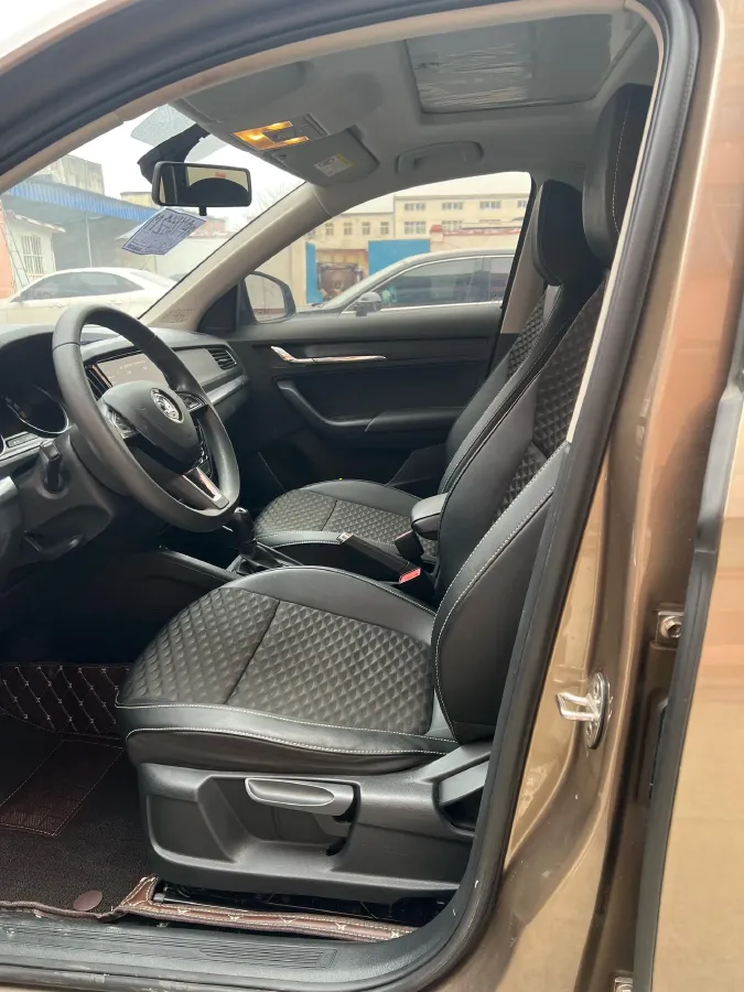 2020 Skoda Kamiq 1.5L 112HP L4 6AT,autocango,china used car exporter,china ev exporter,chinese used car exporter,chinese used ev exporter