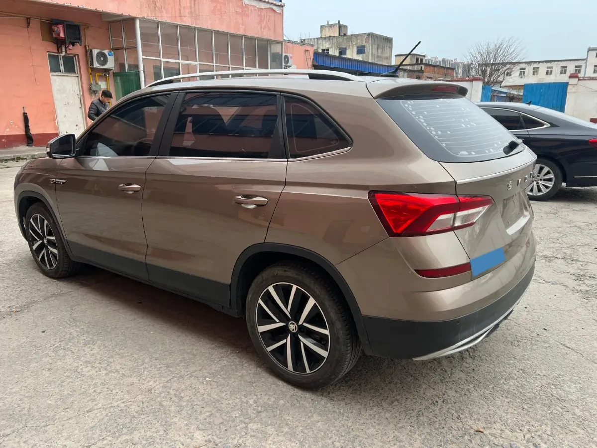 2020 Skoda Kamiq 1.5L 112HP L4 6AT,autocango,china used car exporter,china ev exporter,chinese used car exporter,chinese used ev exporter
